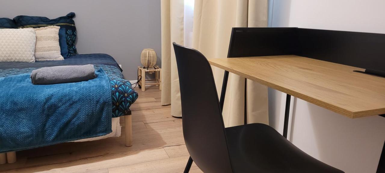 Amja Saint-Roch: Spacious Family Apartment with Parking Montpellier Exterior photo